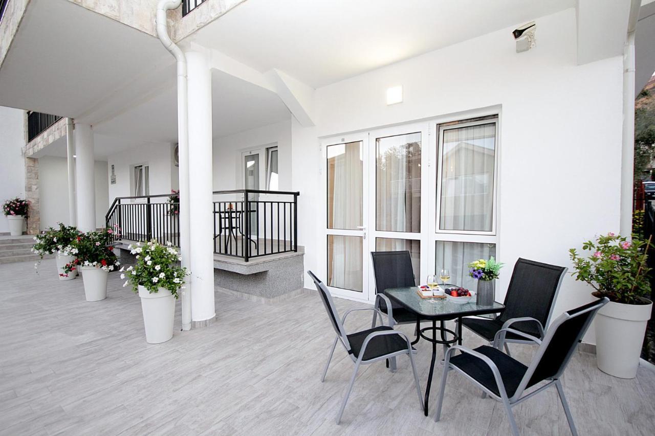 Apartments Saric Бар Экстерьер фото