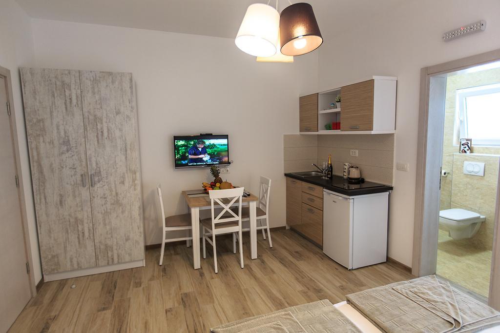 Apartments Saric Бар Экстерьер фото