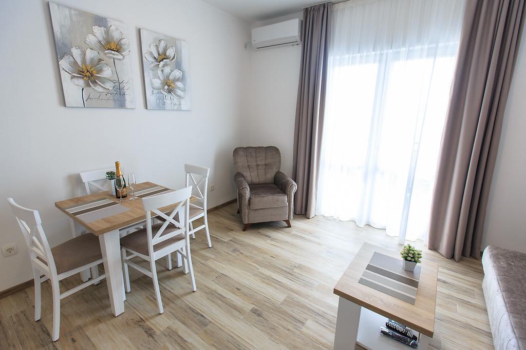 Apartments Saric Бар Экстерьер фото